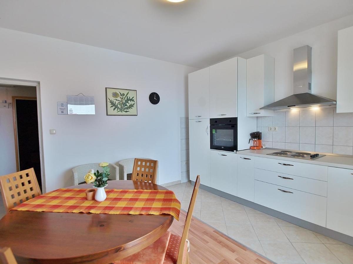 Apartments Biserka Rab Town Zewnętrze zdjęcie