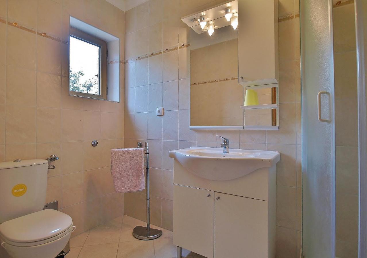 Apartments Biserka Rab Town Zewnętrze zdjęcie